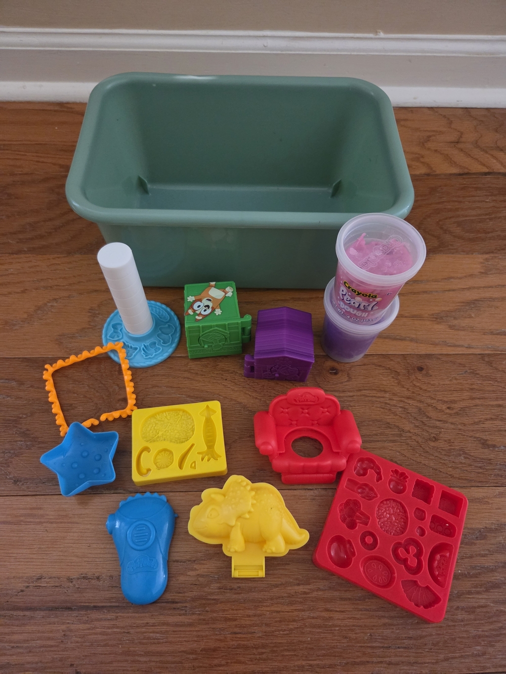 Kids Sensory Play Dough Kit with Molds and Tools - Green
